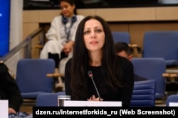 Софія Захарова