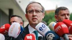 Kryeministri i ri i Kosovës, Avdullah Hoti. 