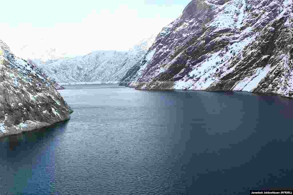 Токтогульское водохранилище, самое большое водохранилище в Центральной Азии