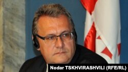 Глава - сопредседатель комиссии парламентариев Грузия-ЕС Милан Царбнох - уверяет: сферы, которые будут затронуты в этом документе, очень широки, так же широки, как и круг вопросов, над которым предстоит работать грузинскому правительству