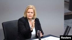 Njemačka ministrica unutarnjih poslova Nancy Faeser u Bundestagu govori o migracijama,Berlin, 12. 9. 2024.