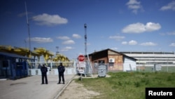 Intrarea pe șantierul de la Belene