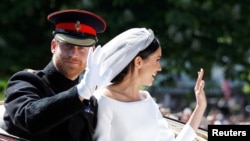 Первые минуты после бракосочетания, Виндзор, 19 мая 2018