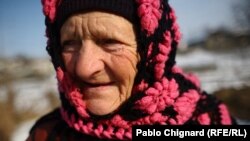 Pensionară din Sireți