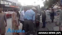 Захмиёнро ба бемористони Кобул бурдаанд