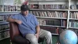 Пол Марчанг китобдоре аз шаҳри Қурғонтеппа