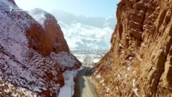 Нарын - тоо койнундагы шаар