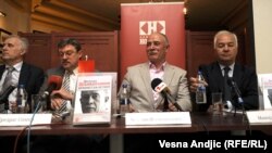 Veselin Šljivančanin na promociji haškog dnevnika u Beogradu, april 2012.