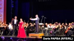 Государственный камерный хор и солисты Нана Черкезия и Бехзод Давронов