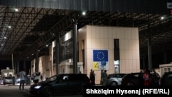 Pikëkalimi kufitar në Merdare. Fotografi nga arkivi. 