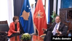 Ministar vanjskih poslova Crne Gore Ranko Krivokapić i ministrica vanjskih poslova i dijaspore Kosova Donika Gervala-Švarc u Podgorici 18. jula 2022.