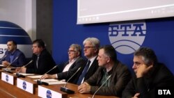 Членове на Клуба за българо-македонско приятелство. Снимката е от 3 май 2022 г.