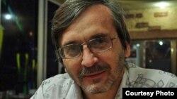  Хоразмлик мустақил журналист Сергей Наумов.