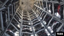 Москвадагы "Рус-Лан" автосалону. 