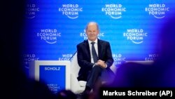 Nemački kancelar Olaf Šolc na Svetskom ekonomskom forumu u Davosu, 21. januar 2025.