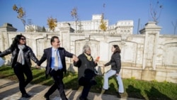 Ludovic Orban și guvernul său caută susținerea în Parlament.
