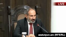 Премьер-министр Армении Никол Пашинян в ходе пресс-конференции, Ереван, 20 июля 2018 г.