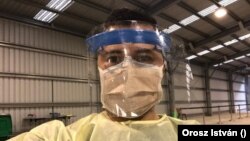 Dr. Orosz István a hamiltoni Covid-központban, 2020. május