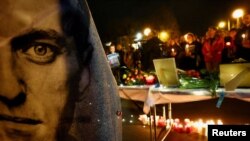 Акция в память об Алексее Навальном.