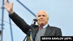 Senatorul american John McCain