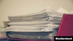 Međunarodna nevladina organizacija Reporteri bez granica (Reporters Sans Frontières) u pisanoj izjavi za RSE navodi da osuđuju bilo kakvu zloupotrebu Zakona o sprečavanju pranja novca i finansiranja terorizma sa ciljem targetiranja nezavisnih medija