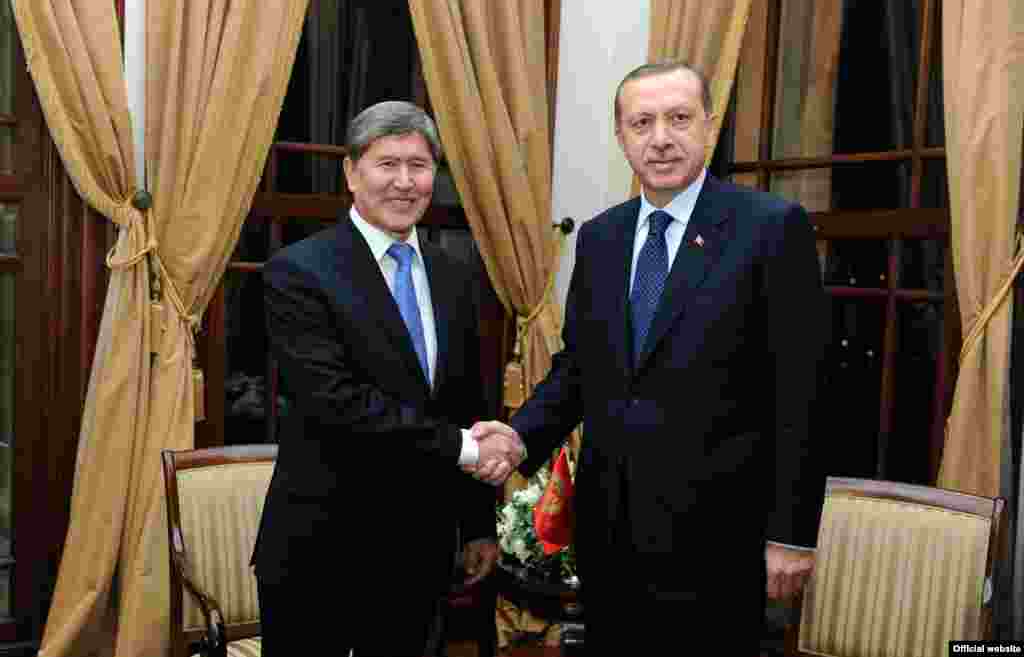 Встреча Алмазбека Атамбаева с премьер-министром Турции Режепом Тайип Эрдоганом. 14 января 2012 года