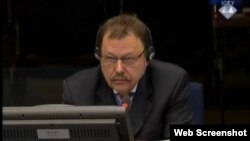 Kornelis Nikolaj svjedoči na suđenju Ratku Mladiću, 3. svibanj 2013.