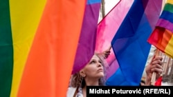 Pamje nga paradat për përkrahje të komunitetit LGBT+ në botë. Fotografi ilustruese nga arkivi.