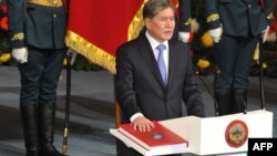 Церемония инаугурации президента Алмазбека Атамбаева. 