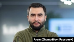 З 24 січня Жумадіов тимчасово очолював Агенцію оборонних закупівель