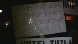 Radnici prenoćili pred Vladom u Tuzli