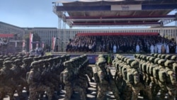 Vojska defilovala Beogradom, demonstranti sprečeni da uđu na paradu