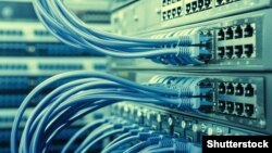 Camera serverelor, imagine generică.