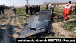 Iranul a recunoscut, sâmbătă, că armata sa a doborât „neintenționat” avionul ucrainean prăbușit pe 8 ianuarie, în apropiere de Teheran, o tragedie în care 176 de persoane și-au pierdut viața.