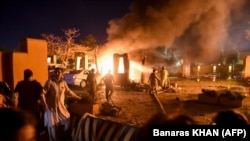 Наслідки вибуху на парковці готелю в Пакистані, 21 квітня 2021 року