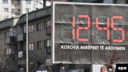 pripadnici Kosovske policijske službe na ulicama Prištine