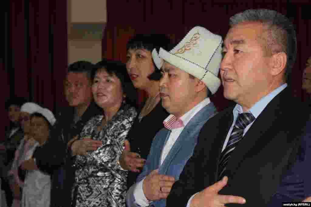 Представители кыргызской диаспоры на юбилейных торжествах, посвященных Чингизу Айтматову