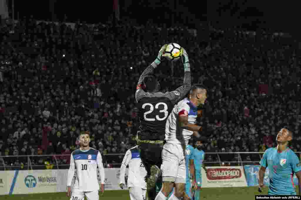 Эки команда былтыр 13-июнда Индияда беттешип, Кыргызстан 1:0 эсебинде утулган. &nbsp;