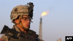 مقامات نظامی آمريکايی در بغداد، روز دوشنبه، ۲۶ نوامبر، دولت ايران را متهم کردند که به حمايت از شبه نظاميان شيعه در عراق ادامه می دهد.