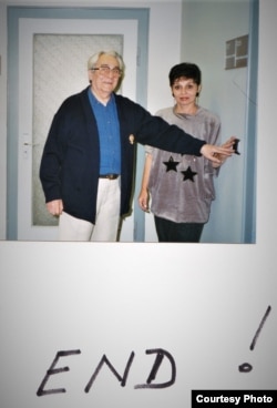 Moldova - Radio Europa Liberă, ultima zi în studiourile de la Munchen, Mircea Carp și Edelina Stoian, 4 iunie 1995