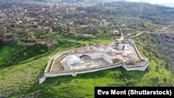 Tokom poslednjih sukoba, azerbejdžanske snage su zauzele grad Šušu (na fotografiji), koji je strateški veoma važan jer se nalazi na 15 kilometara od Stepanakerta, prestonice Nagorno Karabaha.