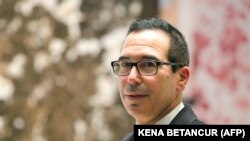 وزیر خزانه داری آمریکا می گوید، ما به دقت ایران را زیر نظر داریم.