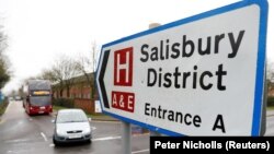 Вказівник до лікарні в Солсбері, Велика Британія, де перебуває Сергій Скрипаль і донедавна перебувала його дочка Юлія 