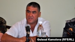 Заместитель министра внутренних дел КР Курсан Асанов, Ош, 9 июня 2011 года. 