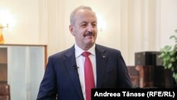 Președintele Consiliului Național al PSD pune un pariu despre data când se va rupe Coaliția: 2023. Imagine de la interviul din Parlament cu Vasile Dîncu, 08 iunie 2021.