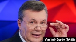 Спершу Януковича викликали на допит на 30 квітня