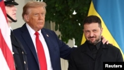 Зеленський, Трамп і європейські лідери у Вашингтоні: емоції, розмови та атмосфера великої зустрічі (фотогалерея)