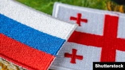 Флаги России и Грузии