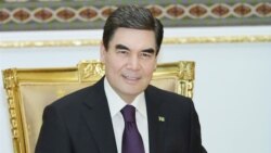 Berdimuhamedow ýene häkimleri täzeläp, Garaşorda balyk ýetişdirmek arzuwyny gaýtalady