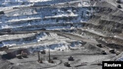 Месторождение Кумтор.